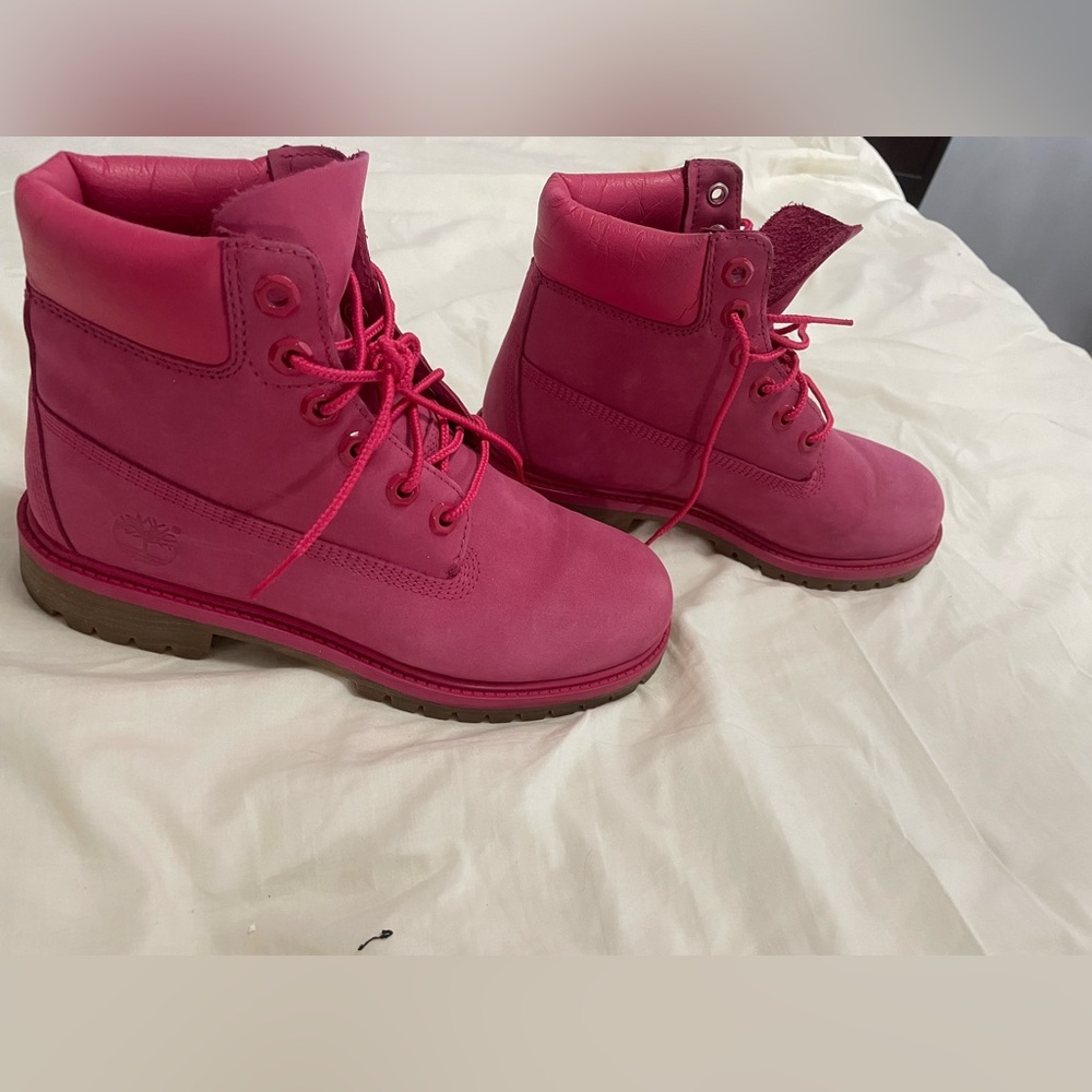 Gently worn timberland boots